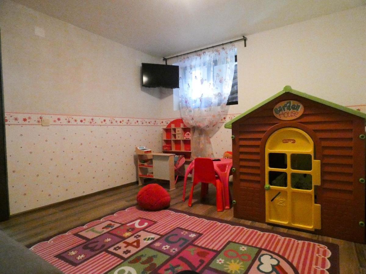 Ice Jewel Chalet, Bansko, 200 Meters From The Gondola, 20 Улица „Свети Иван Рилски“ Eksteriør billede